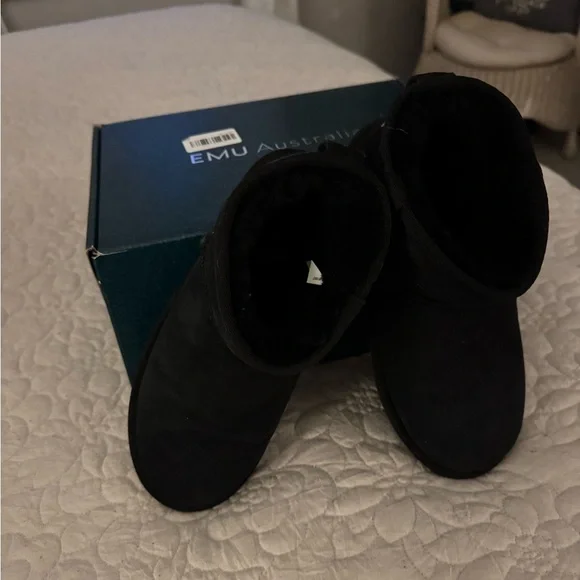 EMU Australia Stinger Micro Boots - Black - Picture 6 of 6